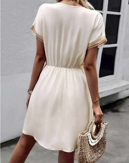 Classic Vintage & Enduringly Stylish Dress