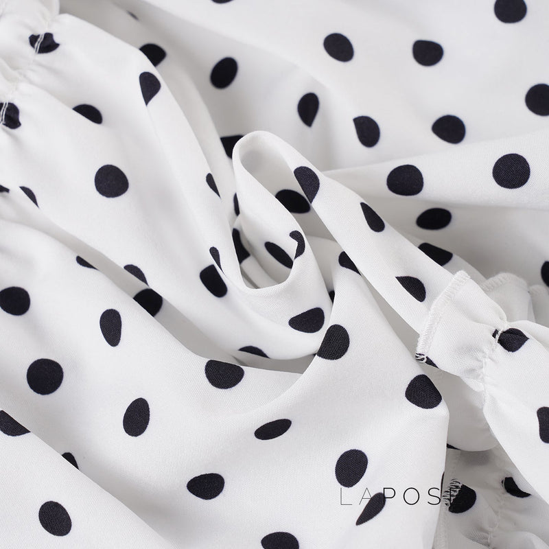 Sophisticated Garment with a Clean Classic Look
