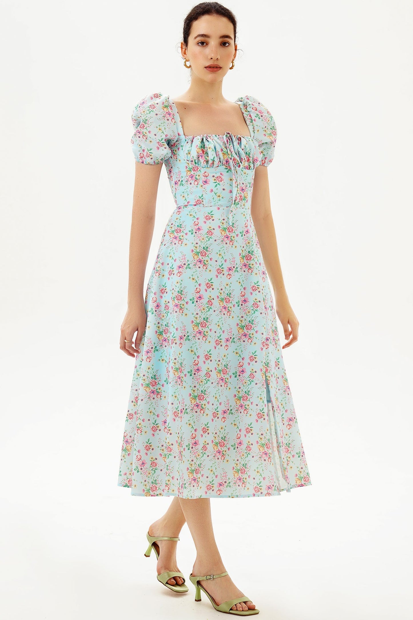 Gracefully Styled Dress for Any Occasion
