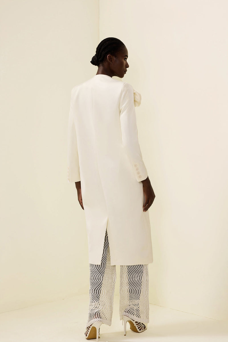 Elegantly Styled Coat for Everyday Wear