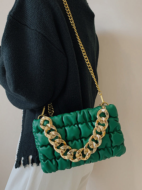 Effortlessly Elegant Bag with a Timeless Design