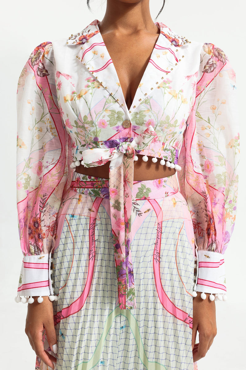 Beautifully Balanced Top with Timeless Character