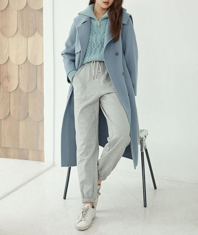 Beautifully Finished Coat in a Timeless Design