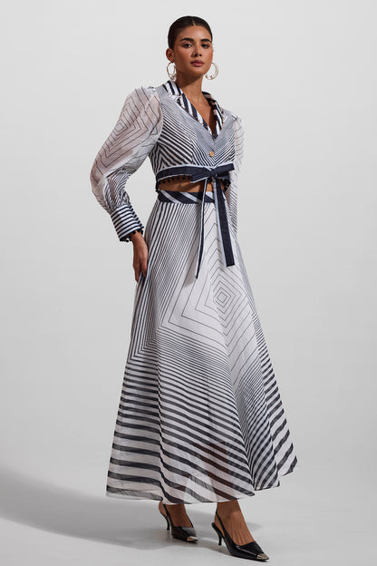 Classic Vintage & Enduringly Stylish Top