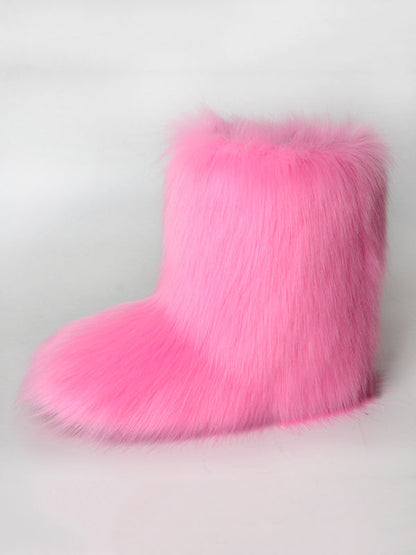 Effortlessly Elegant Boots with a Timeless Design