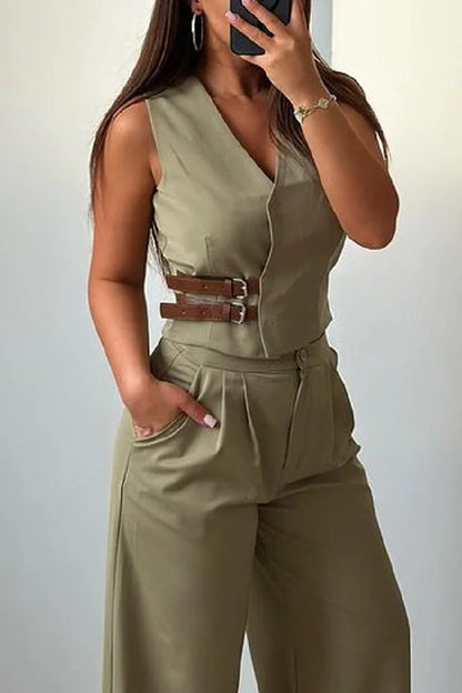 Beautifully Finished Pants in a Timeless Design