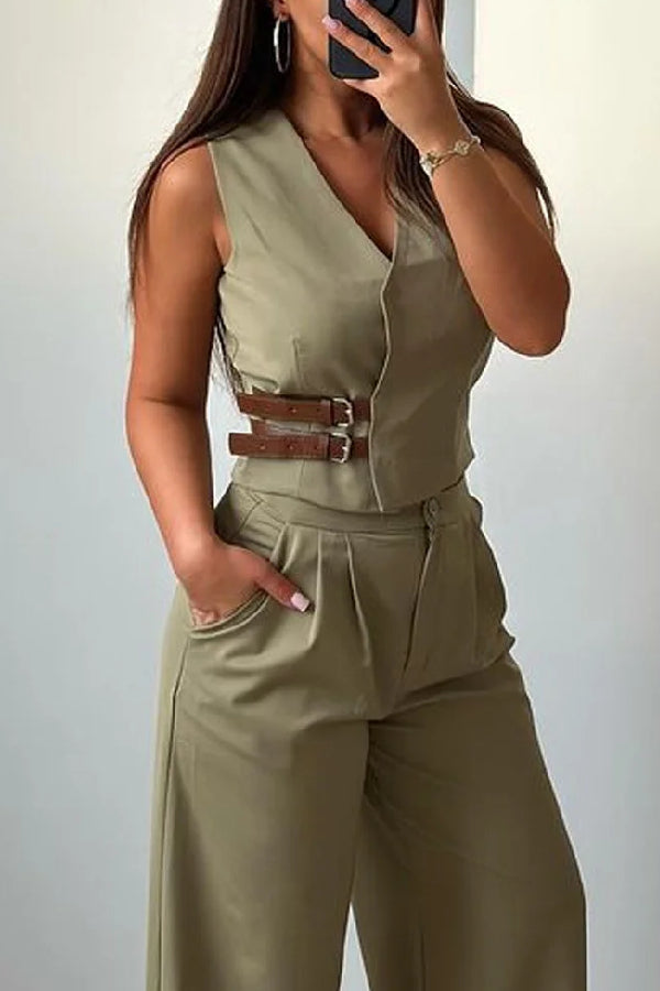 Beautifully Finished Pants in a Timeless Design