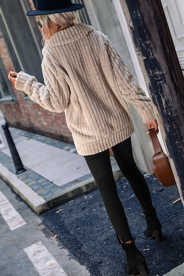 Elegantly Styled Jacket for Everyday Wear