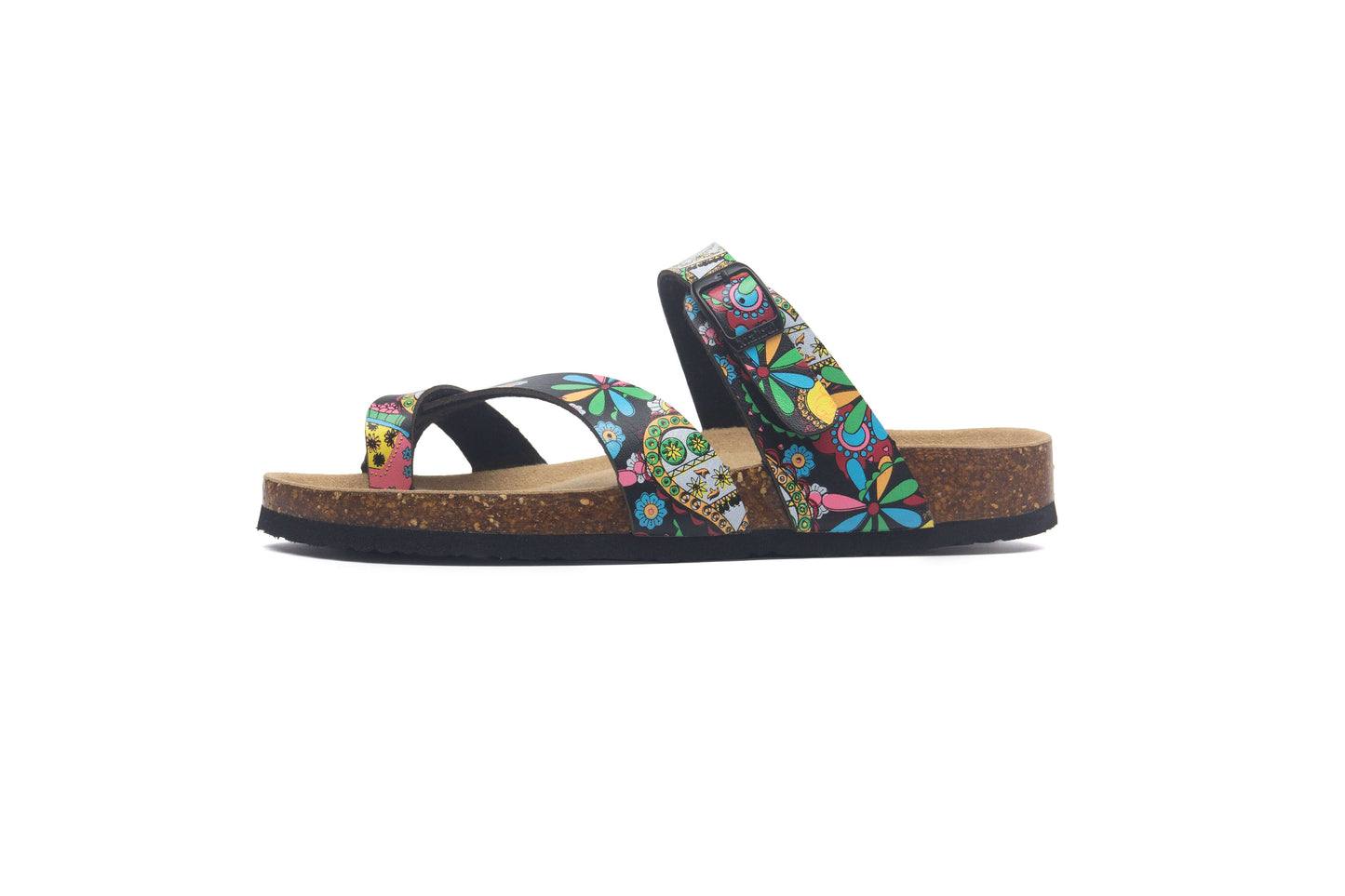 Effortlessly Elegant Sandals with a Timeless Design