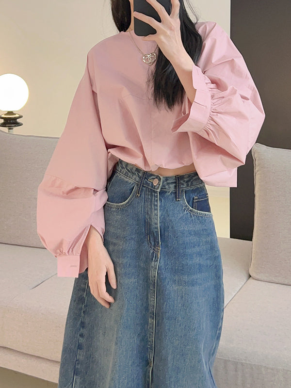 Well Tailored Blouse with a Graceful Silhouette