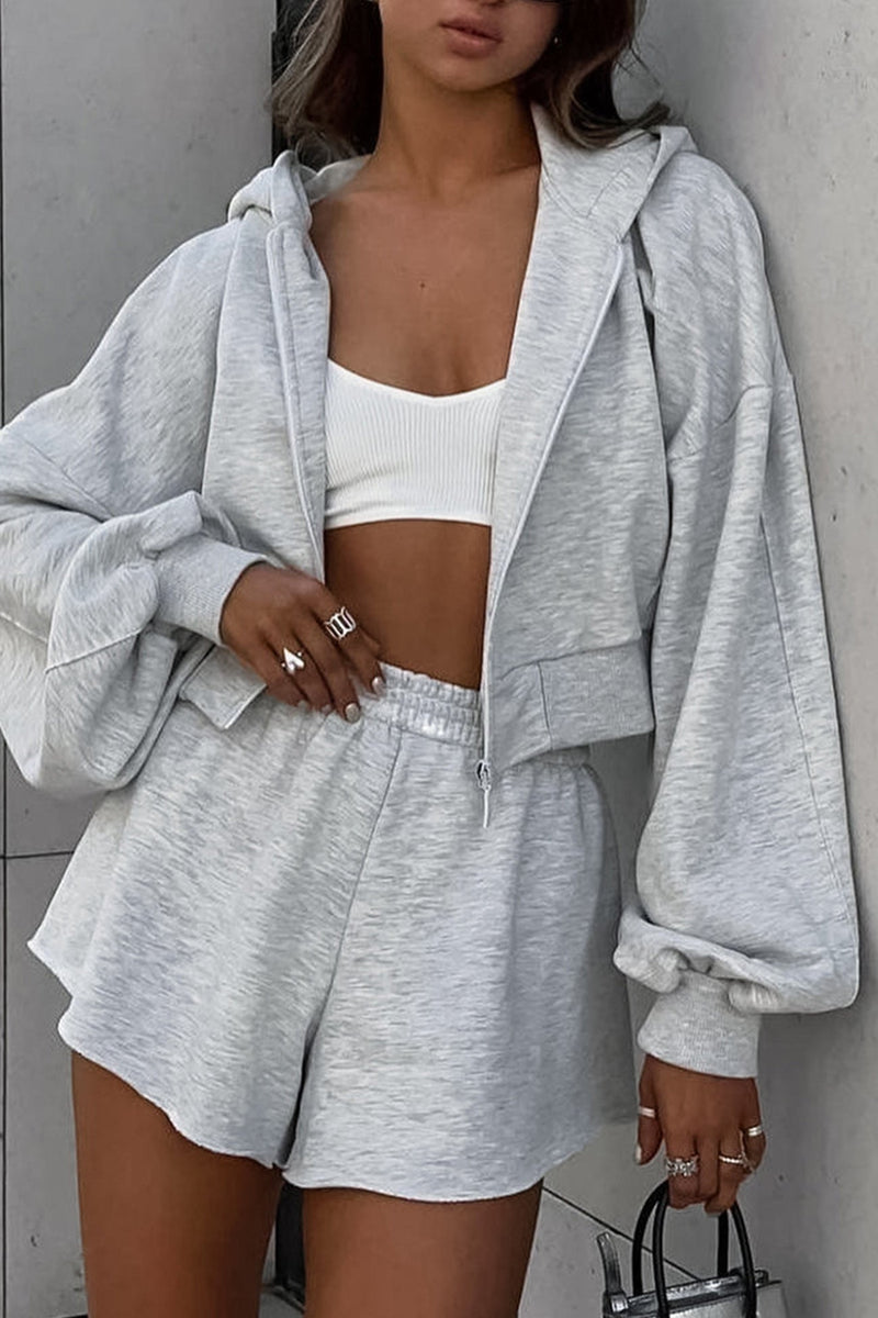 Beautifully Finished Top in a Timeless Design