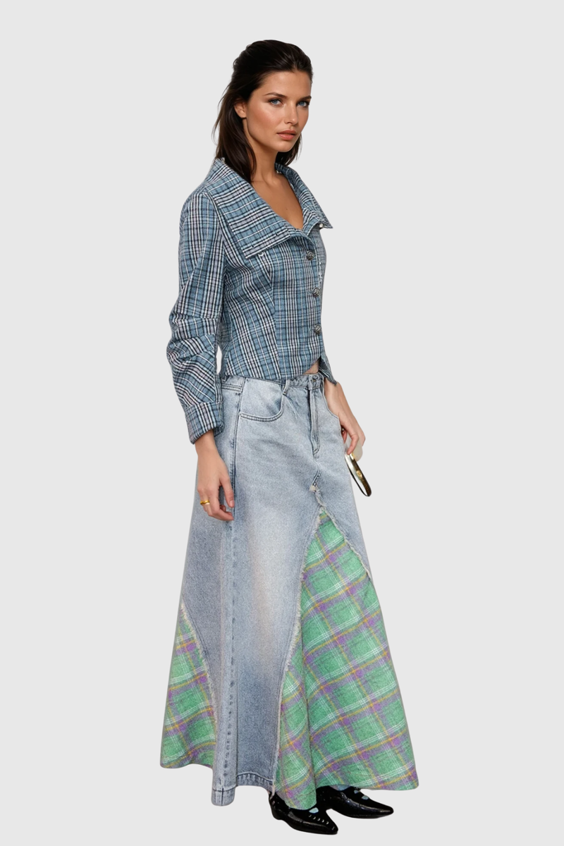 Effortlessly Elegant Garment with a Timeless Design