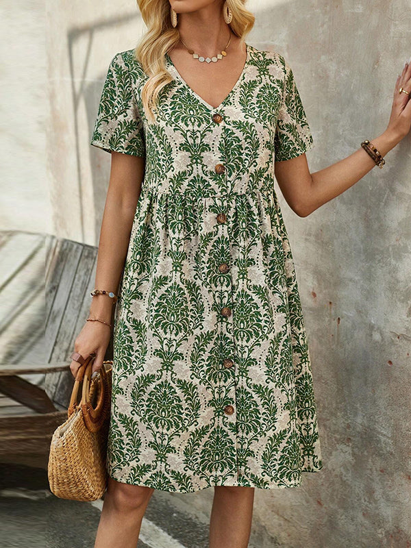 Sophisticated Dress with a Clean Classic Look
