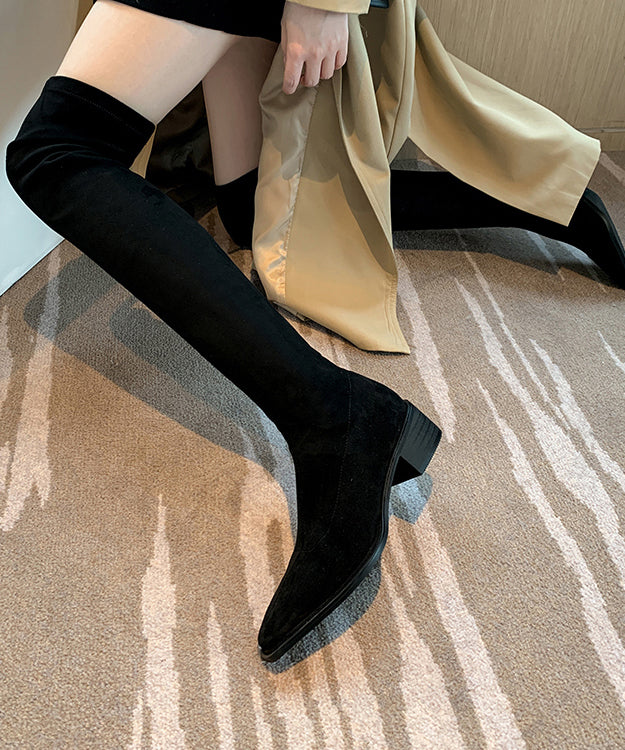 Beautifully Finished Boots in a Timeless Design