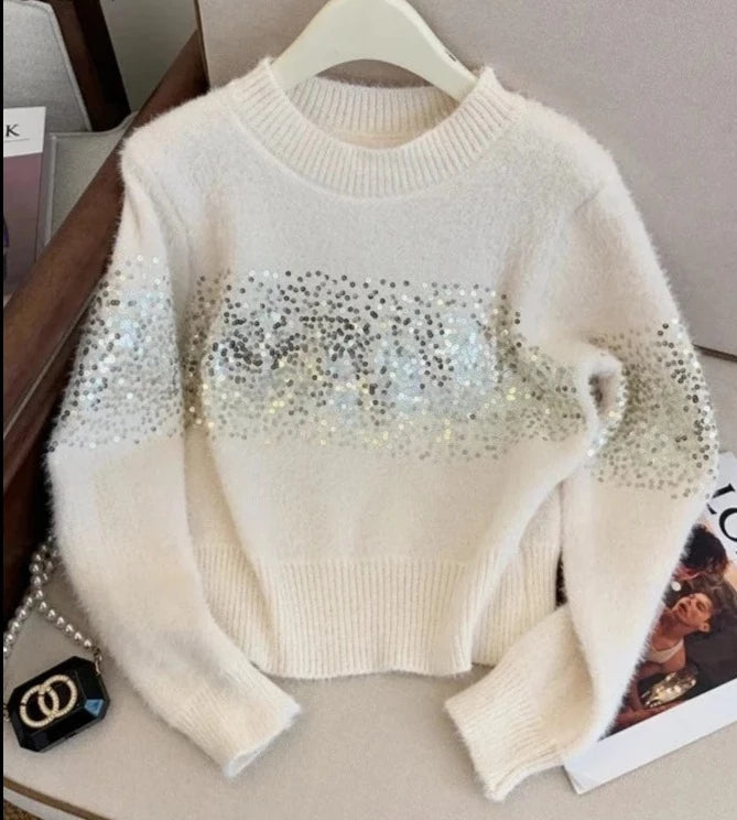 Beautifully Finished Sweater in a Timeless Design