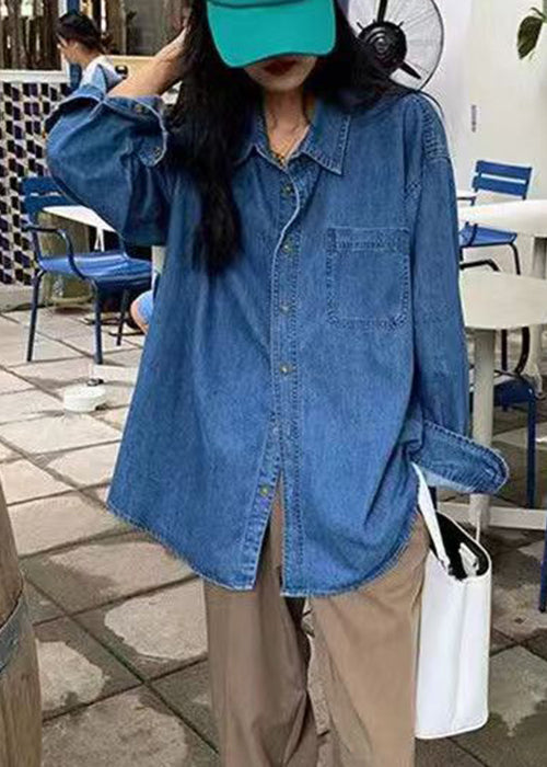 Classic Vintage Shirt with a Flattering Fit