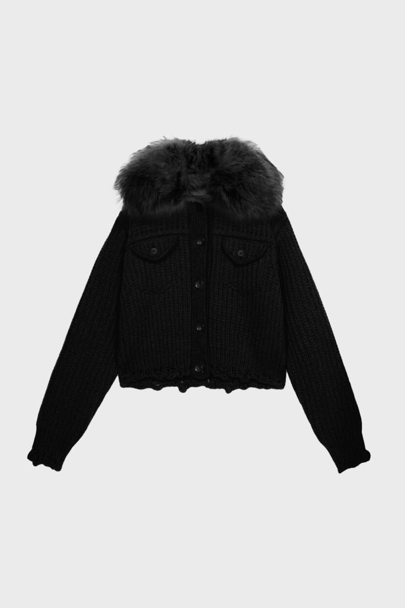Gracefully Styled Cardigan for Any Occasion