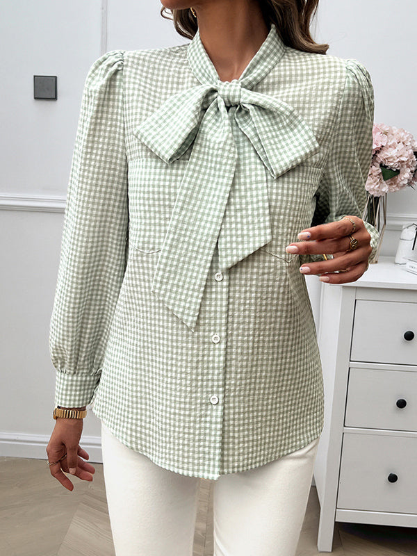 Sophisticated Blouse with a Clean Classic Look