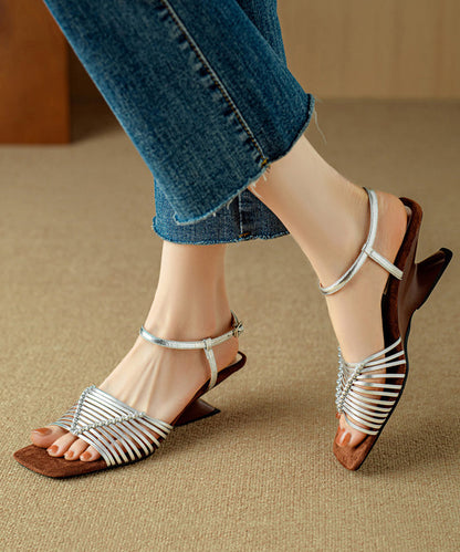 Classic Vintage Heels with a Flattering Fit
