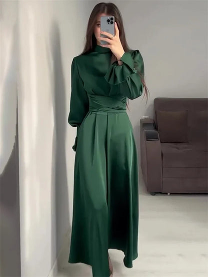 Polished Dress with an Effortless Classic Look