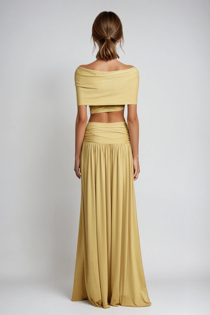 Sophisticated Garment with a Clean Classic Look