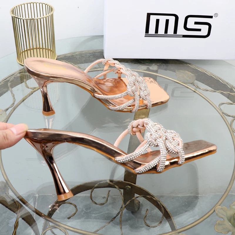 Polished Sandals with an Effortless Classic Look