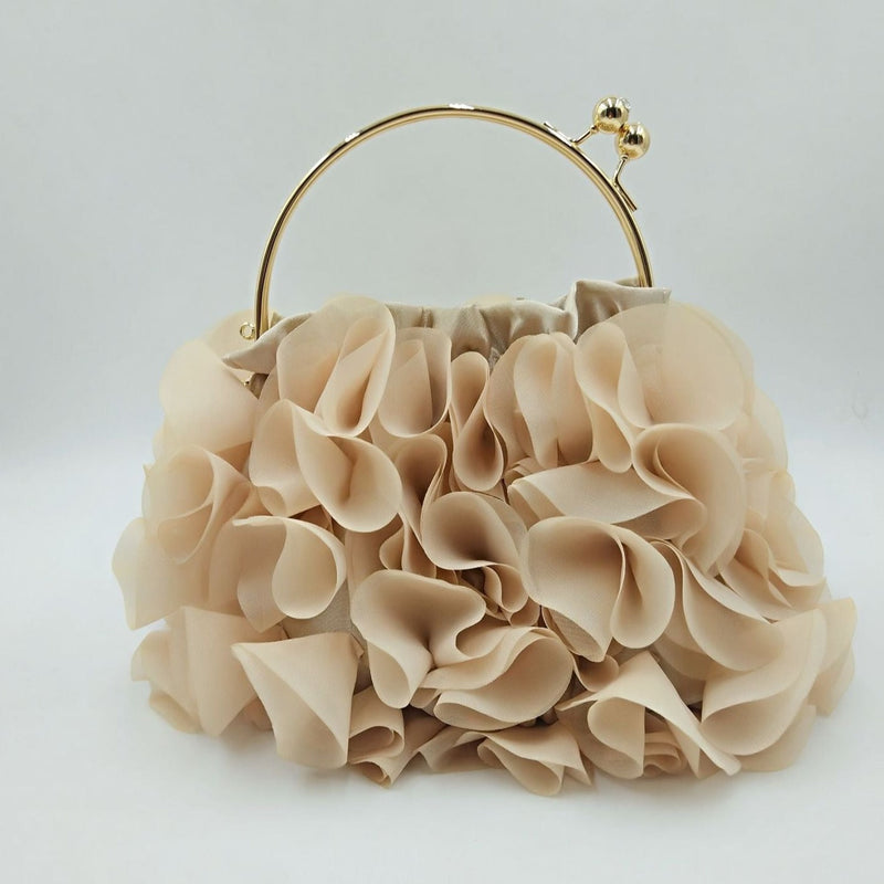 Sophisticated Bag with a Clean Classic Look