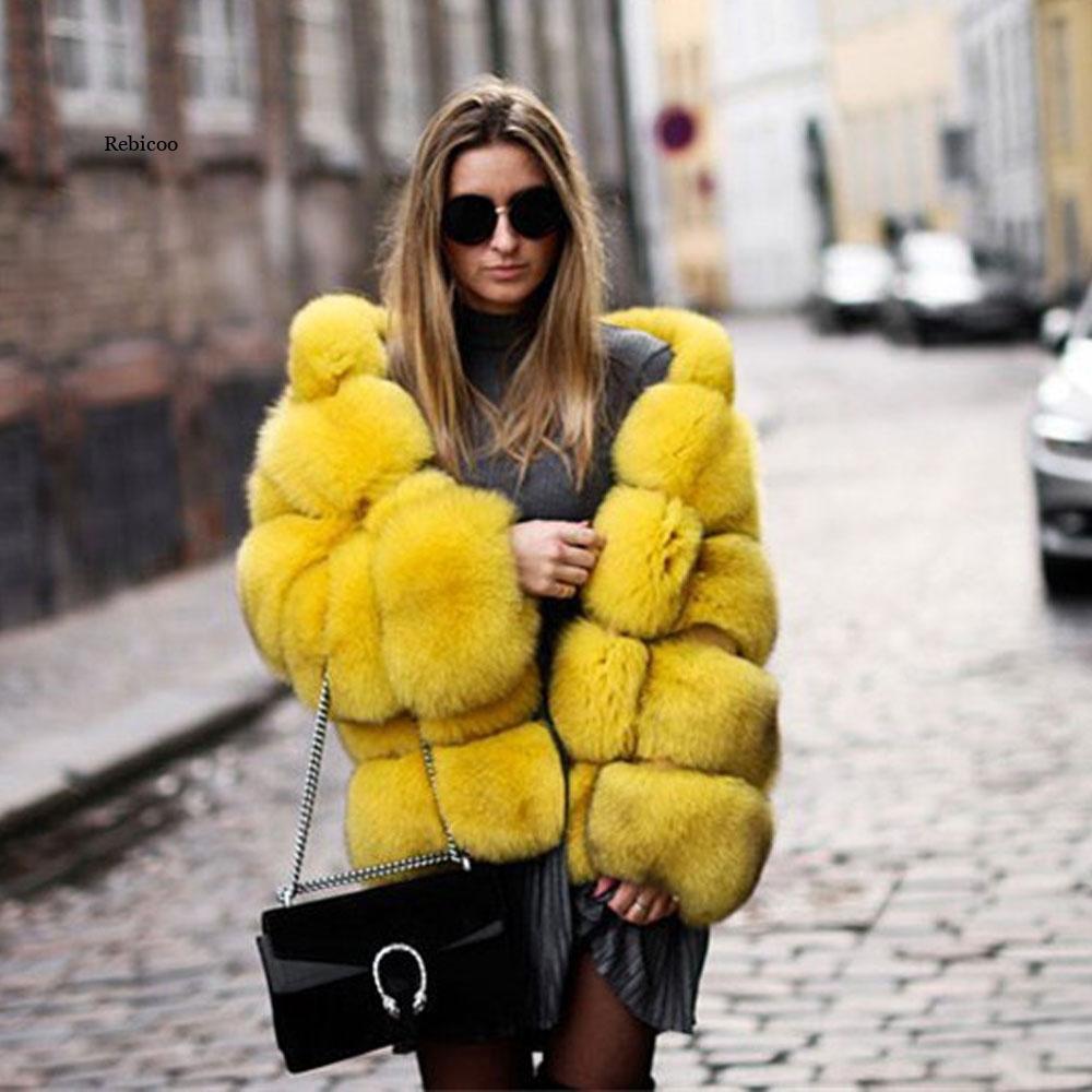 Beautifully Finished Coat in a Timeless Design