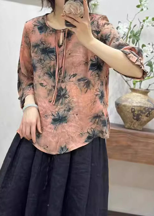 Classic Vintage Shirt with a Flattering Fit