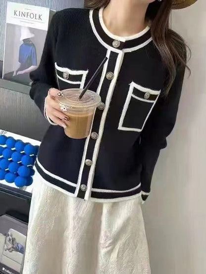 Well Tailored Cardigan with a Graceful Silhouette