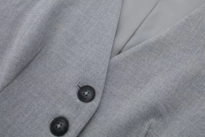 Sophisticated Garment with a Clean Classic Look