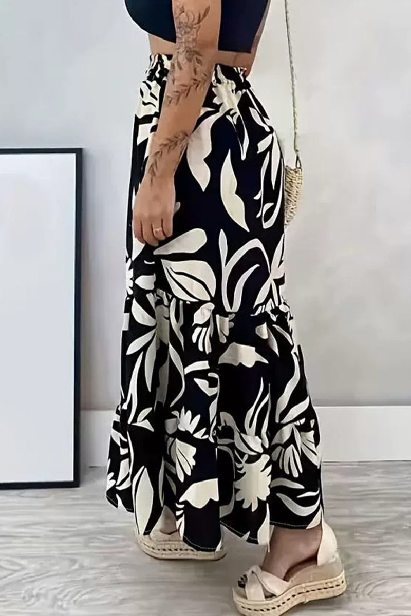 Effortlessly Elegant Garment with a Timeless Design