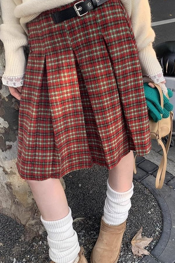 Gracefully Styled Garment for Any Occasion