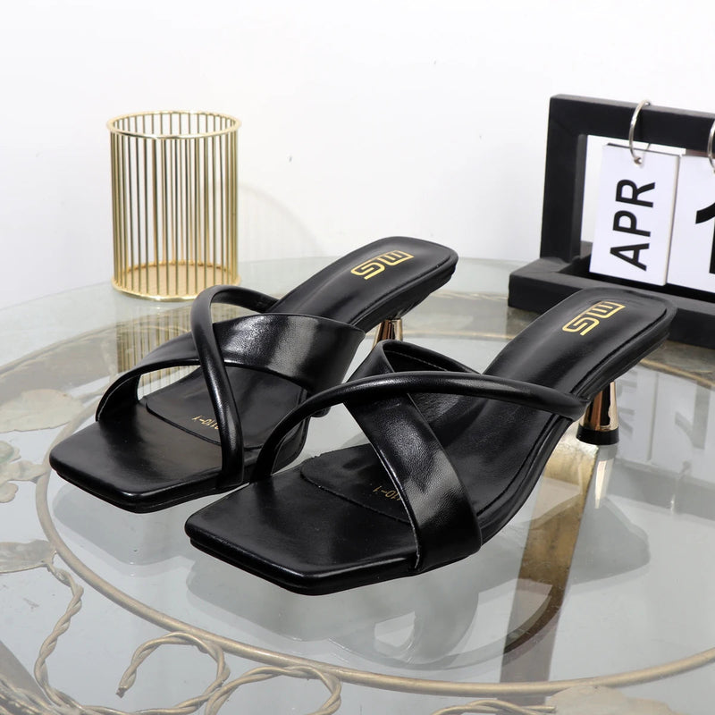 Well Tailored Sandals with a Graceful Silhouette
