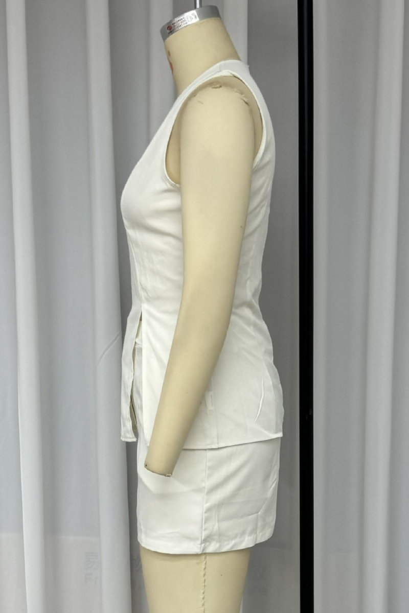 Beautifully Finished Garment in a Timeless Design