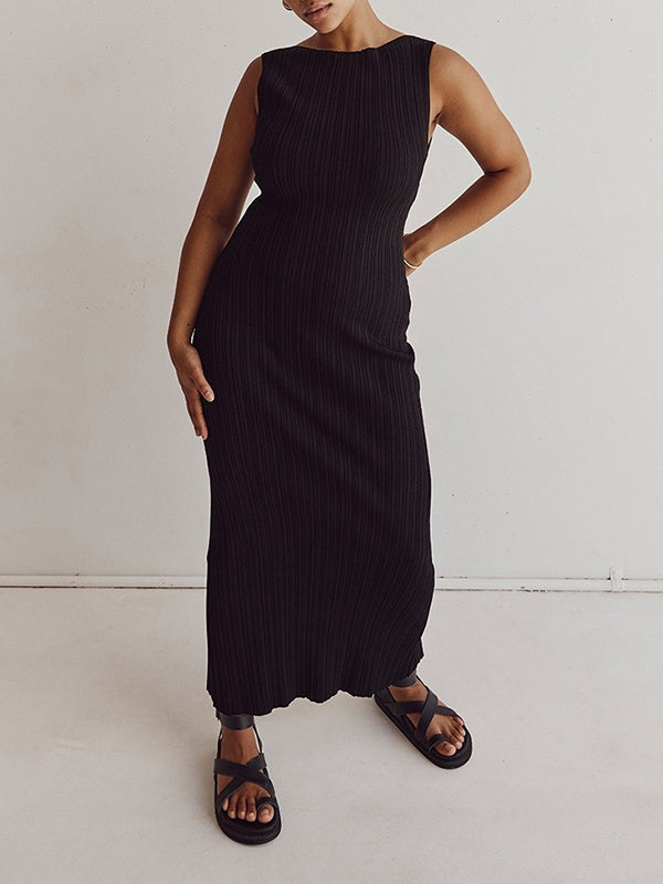 Sophisticated Dress with a Clean Classic Look