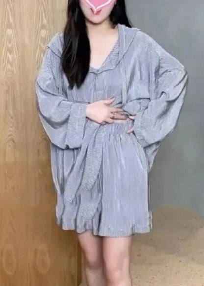 Classic Vintage Top with a Flattering Fit
