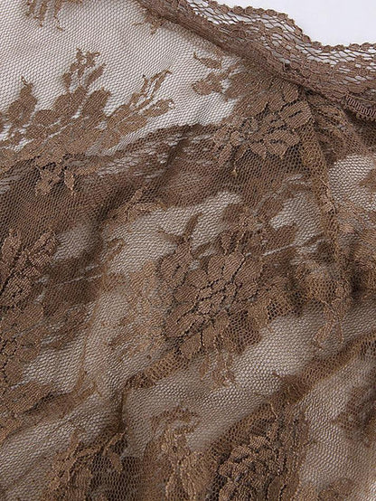 Classic Vintage & Enduringly Stylish Blouse
