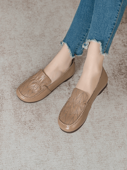 Sophisticated Garment with a Clean Classic Look
