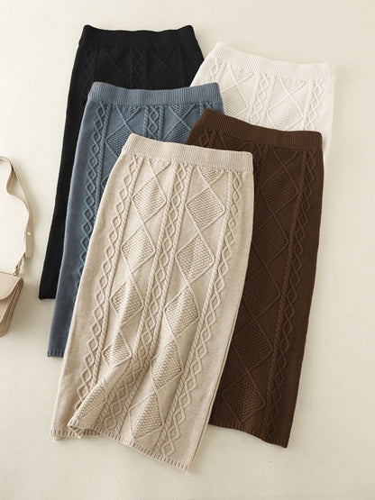 Sophisticated Garment with a Clean Classic Look