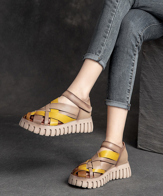 Well Tailored Sandals with a Graceful Silhouette