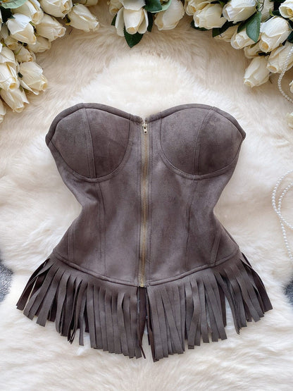 Beautifully Finished Top in a Timeless Design
