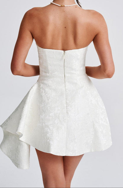 Classic Vintage Garment with a Flattering Fit
