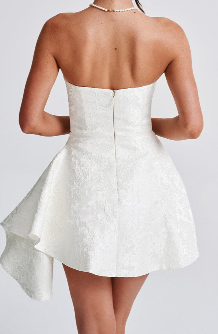 Classic Vintage Garment with a Flattering Fit