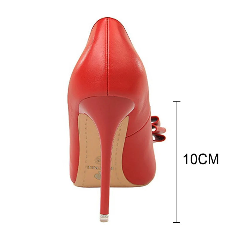 Well Tailored Heels with a Graceful Silhouette