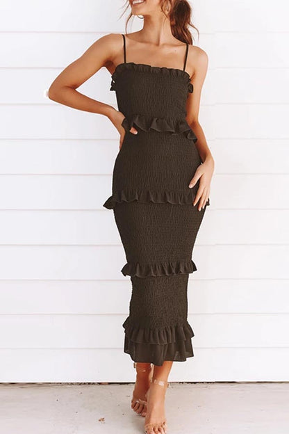 Well Tailored Dress with a Graceful Silhouette