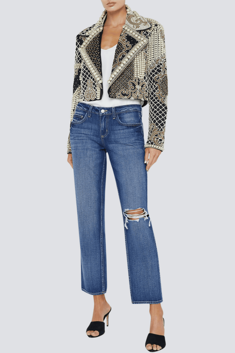 Gracefully Styled Garment for Any Occasion