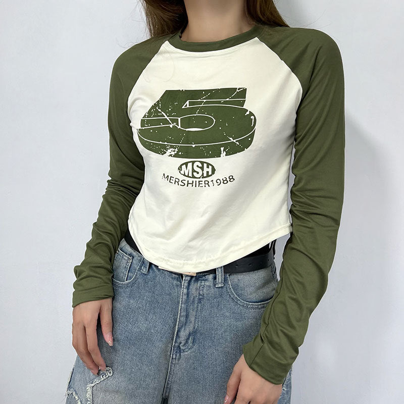 Classic Vintage Shirt with a Flattering Fit