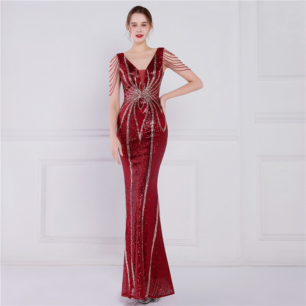 Gracefully Styled Dress for Any Occasion