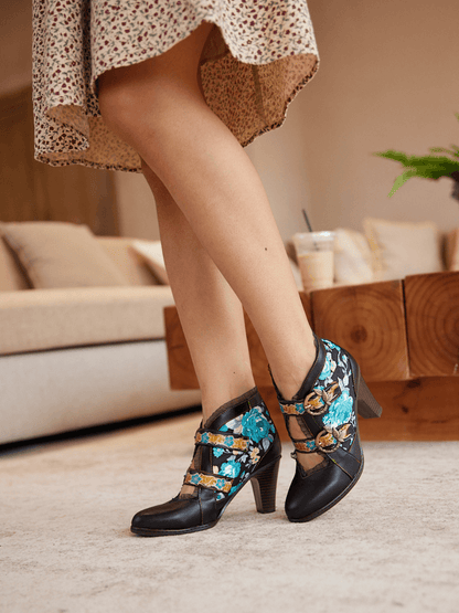Beautifully Finished Boots in a Timeless Design